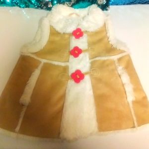 Gymboree, Size 2T- 3T, Suede Vest, Beige & White